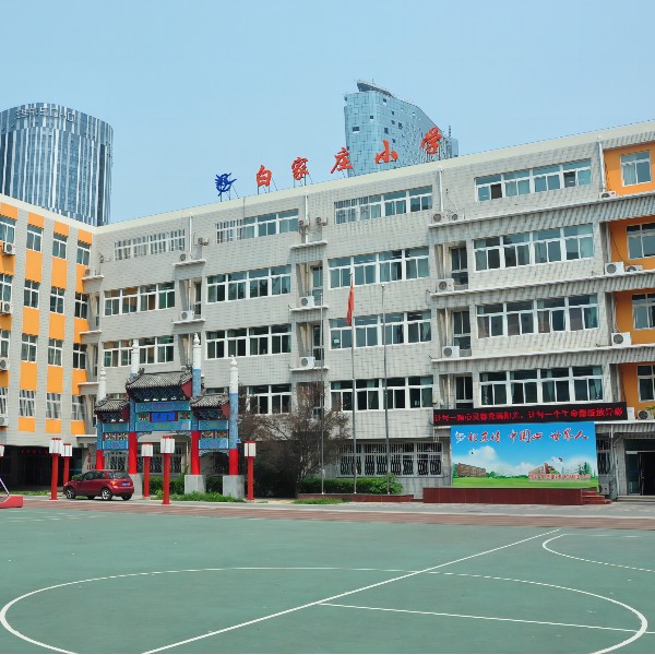 宏華校園開水器為白家莊小學創(chuàng)造安全飲水環(huán)境